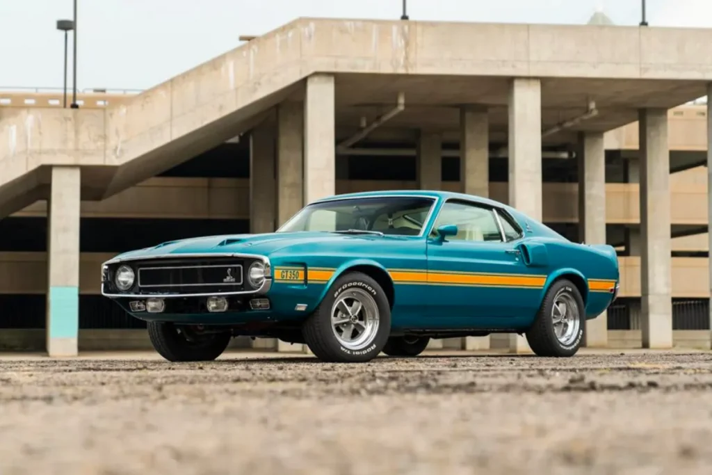 Shelby van 1969