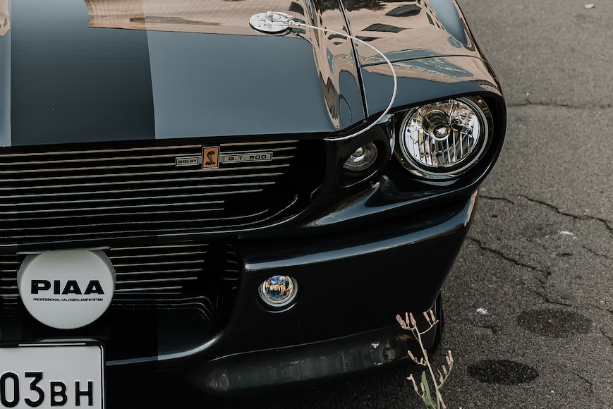 Verschillen tussen een Mustang Fastback en een Shelby?
